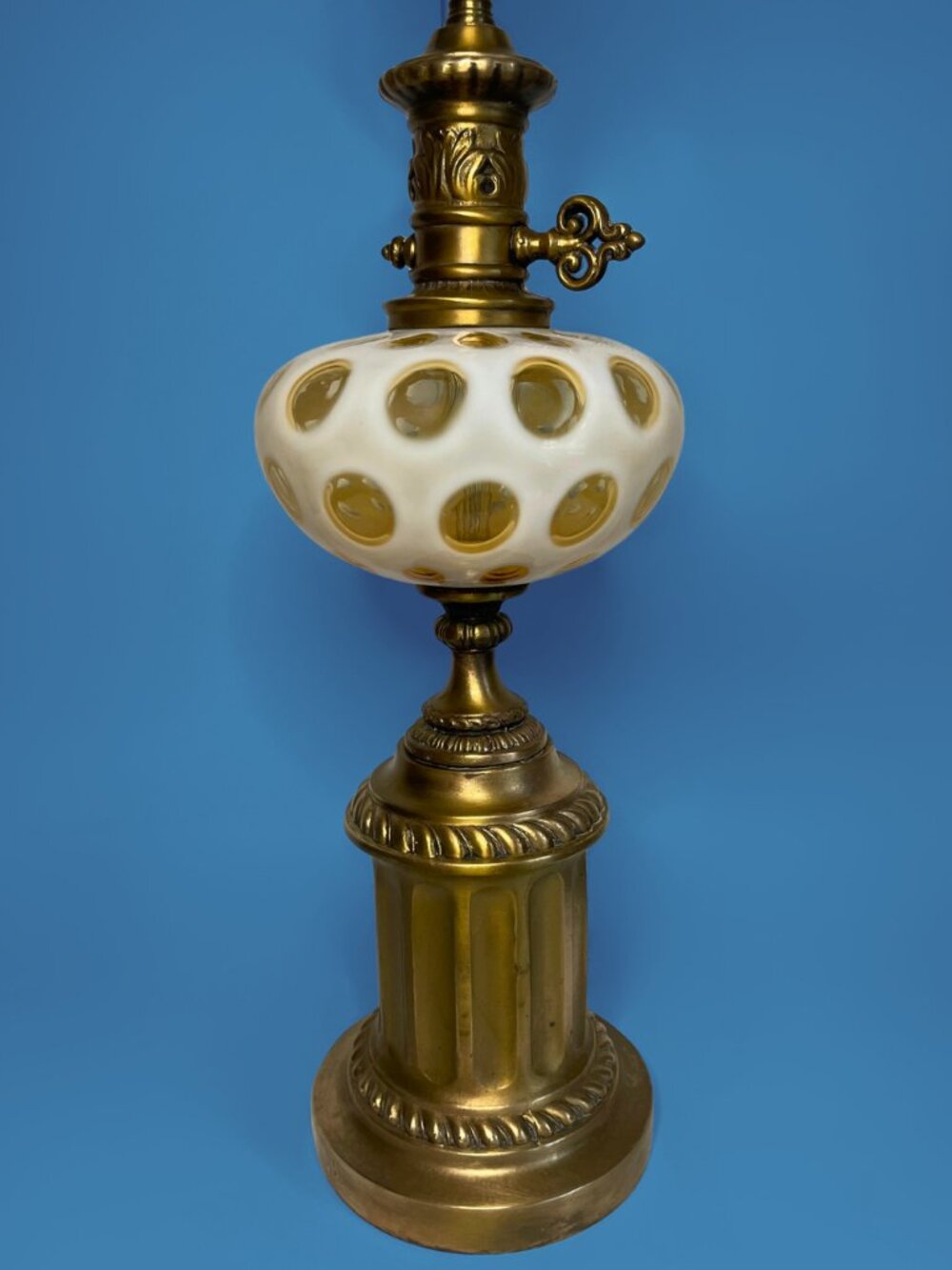 Vintage 1960s Fenton Honeysuckle Amber Coin Dot Opalescent Glass Brass Lamp